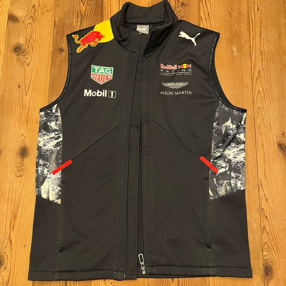 Red Bull F1 team vest - Picture 1 of 4